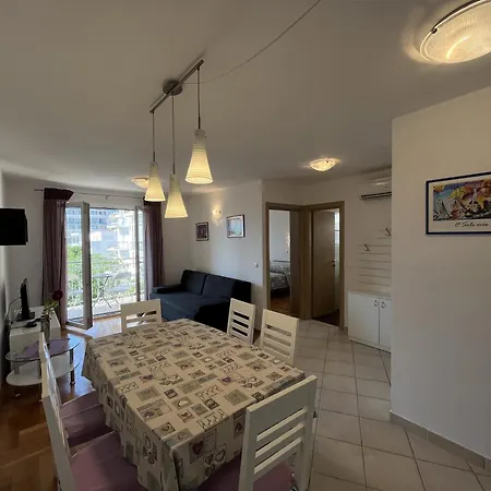 Diana Apartman