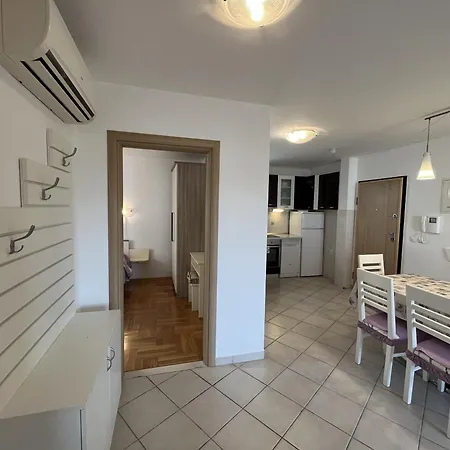 Diana Apartman