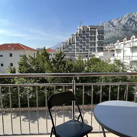 Diana Apartment *