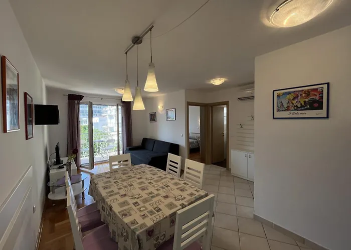 Diana Apartment