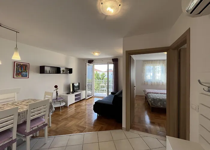 Apartment Diana Makarska