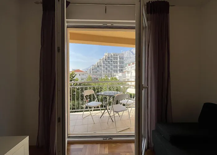 Diana Apartment *