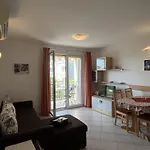 Diana * Makarska